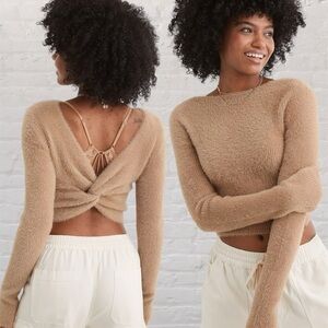 NWT Aerie Fluffy-4-Ever Reversible Twist Sweater In Cappuccino Women’s Size M